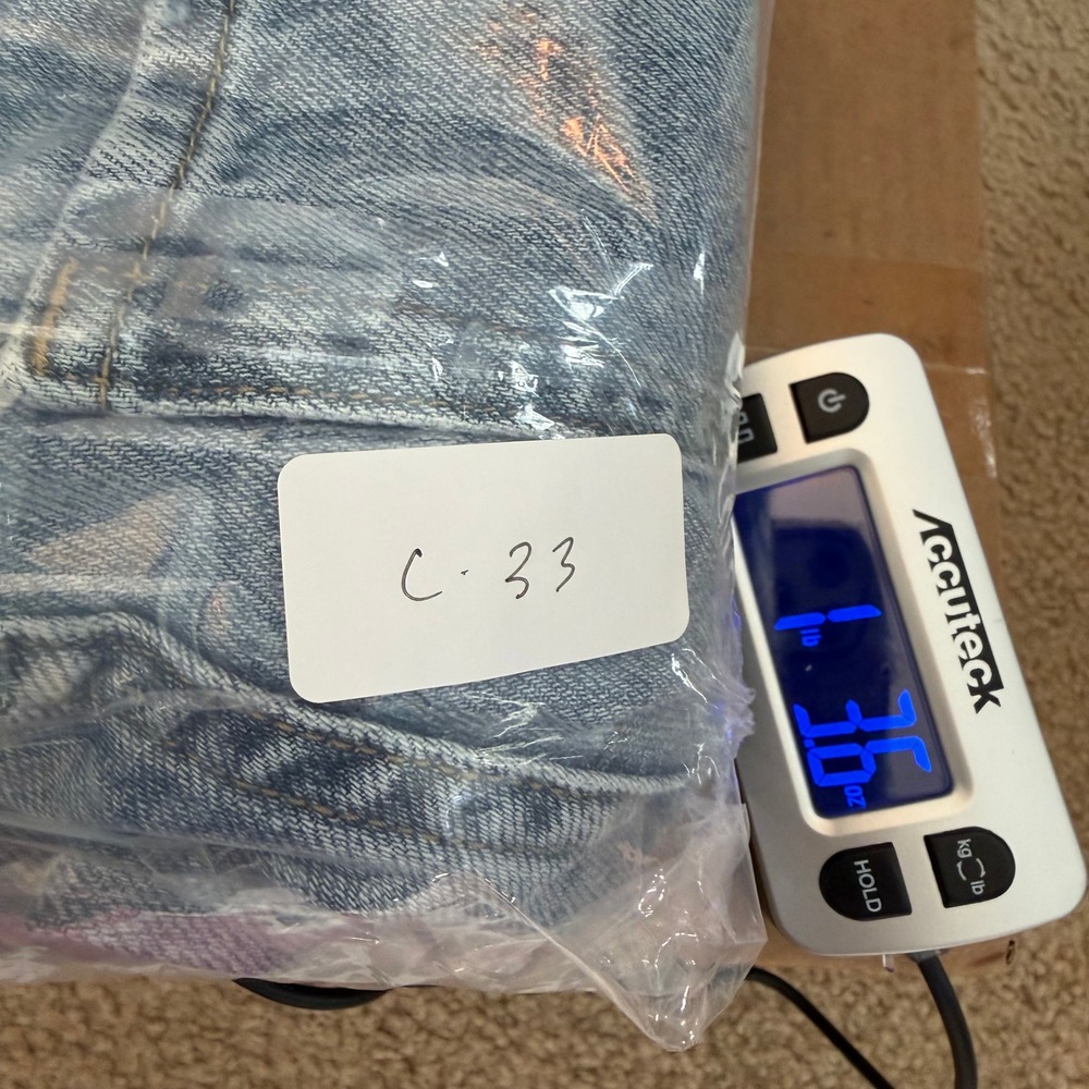PacSun Casey‎ Low Rise Baggy Jeans Light Wash Distressed Wide Leg Size 23 - Picture 8 of 8
